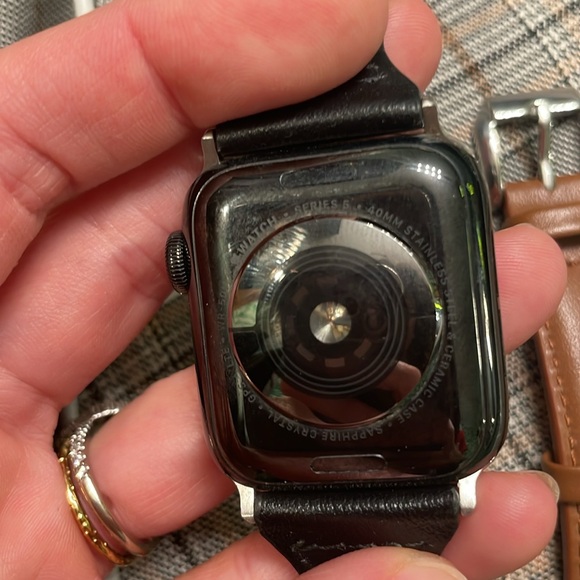 Apple Watch - Picture 2 of 6